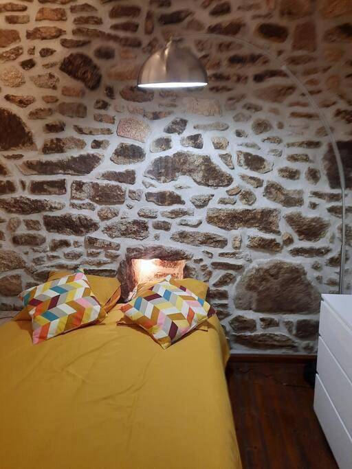 Gîte pour 5 personnes, avec terrasse dans Aldeia da Ponte