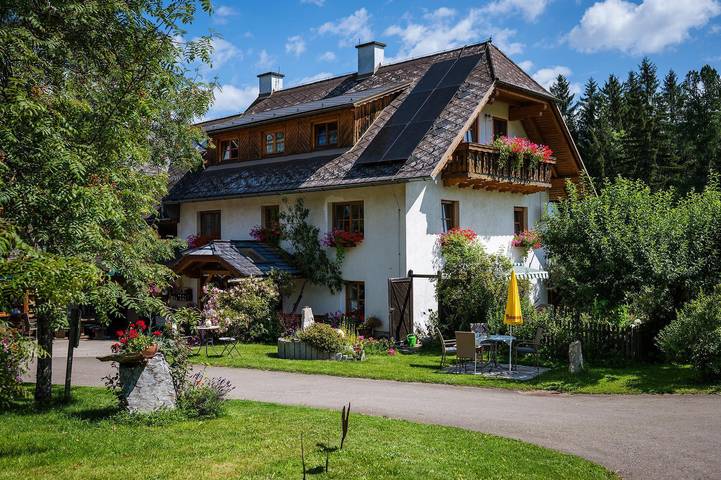 Ferienhaus für 2 Personen, mit Terrasse und Garten