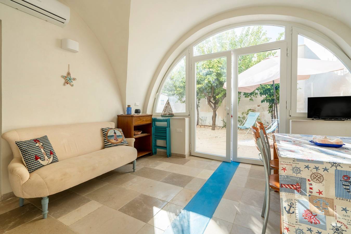 Villa « Agrumeto Sul Mare » avec vue sur la mer, Wi-Fi et climatisation in Monticelli, Ostuni