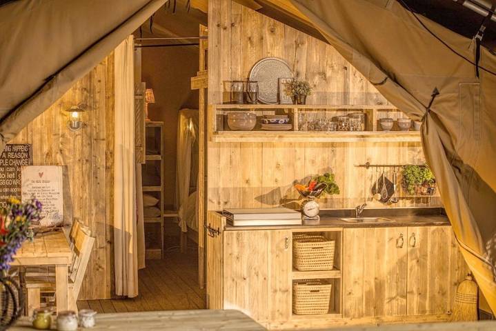 Camping für 5 Personen, mit Ausblick und Garten sowie Pool auf Sizilien - 4