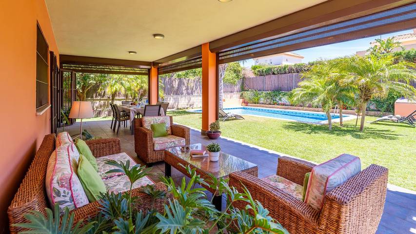 Chalet für 8 Personen, mit Balkon/Terrasse und Pool in Conil de la Frontera - 4