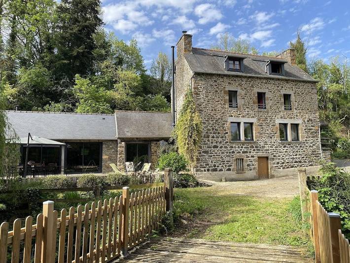 Gîte pour 9 personnes, avec jardin et terrasse à Plélo - 4