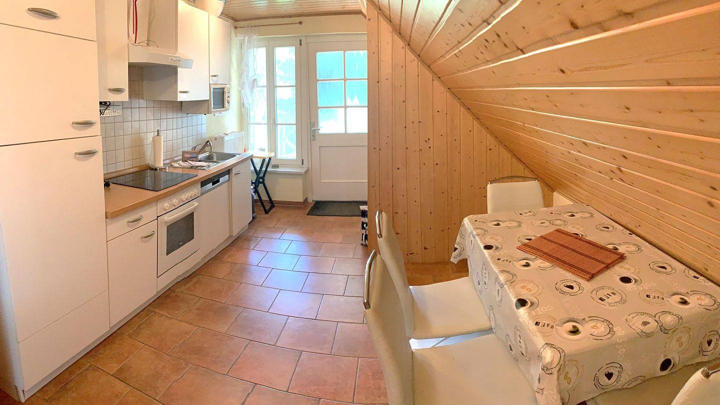 Ganze Wohnung, Wohnung für 4 Personen mit Wasserblick und Strandzugang in Wiek, Rügen