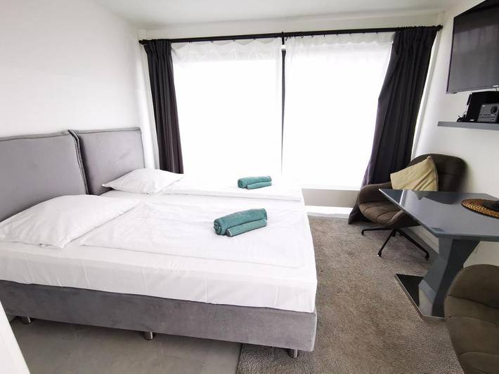 Ferienwohnung für 2 Personen, mit Ausblick und Terrasse in Hamburg-Nord - 4