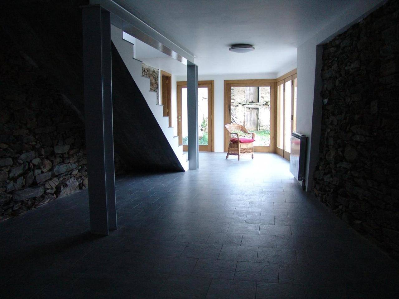 Casa da Fonte de Travanca in Travanca e Santa Cruz, Montesinho