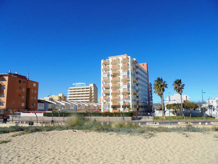 Ferienwohnung für 6 Personen, mit Terrasse und Kinderpool sowie Pool in Peñiscola