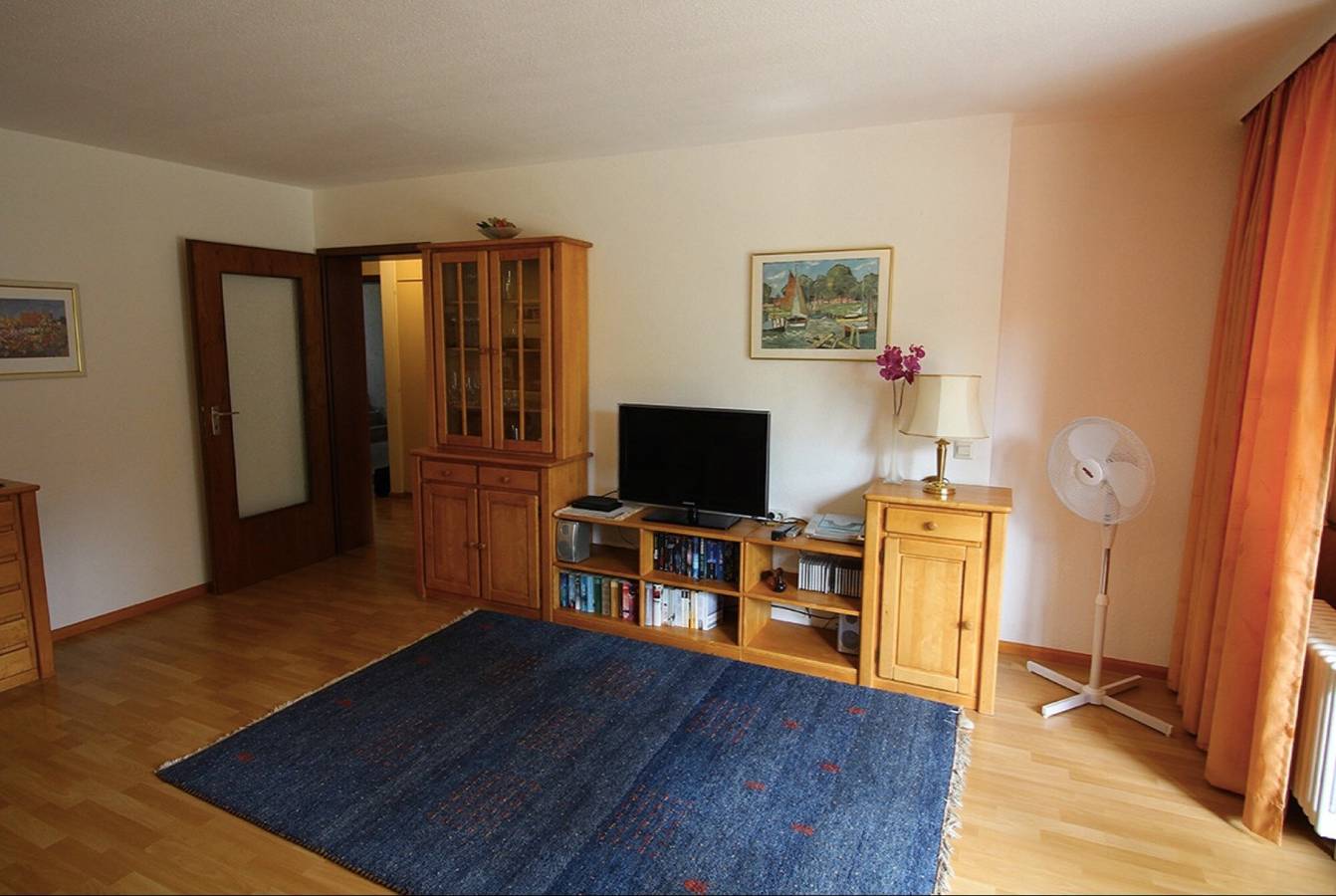 Ganze Wohnung, Ferienwohnung '2 Zimmer Appartement 11' mit Privatterrasse und Wlan in Bad Krozingen, Südschwarzwald