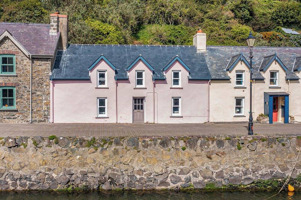Cottage for 6 People in Fishguard, Pembrokeshire