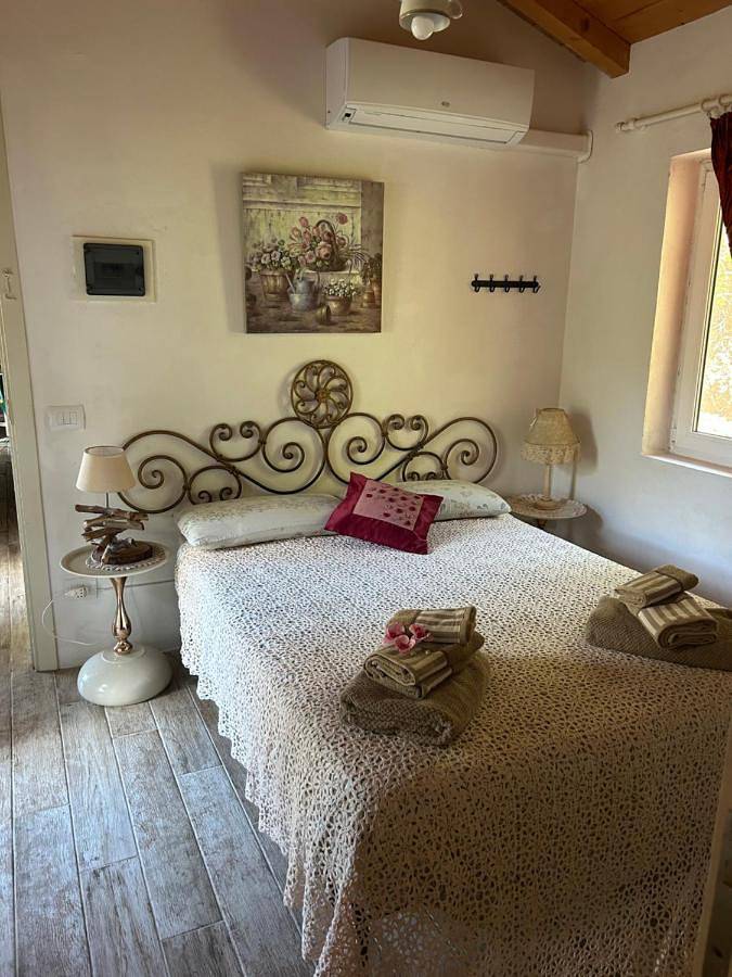 Bungalow für 2 Personen, mit Ausblick und Garten auf Elba - 2