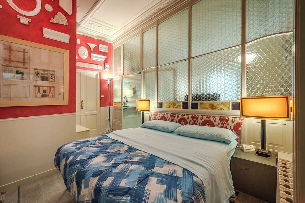 Apartamento entero, Absolute Center, Parking - (Private Museum) in Mantua, Provincia de Mantova