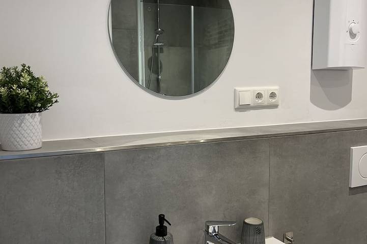 Ganze Wohnung, Schwan 6 - Innenstadt - 50m² - 2-Zimmer, Kdb in Düren, Kreis Düren