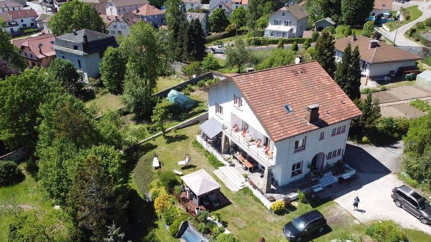 Bed & Breakfast 'Chambre A - Villa Sportive' met bergzicht, gedeeld terras en wifi in Cornimont , Parc naturel régional des Ballons des Vosges