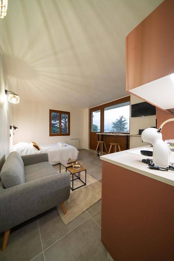 Gîte pour 2 personnes, avec balcon et vue à Albertville - 2