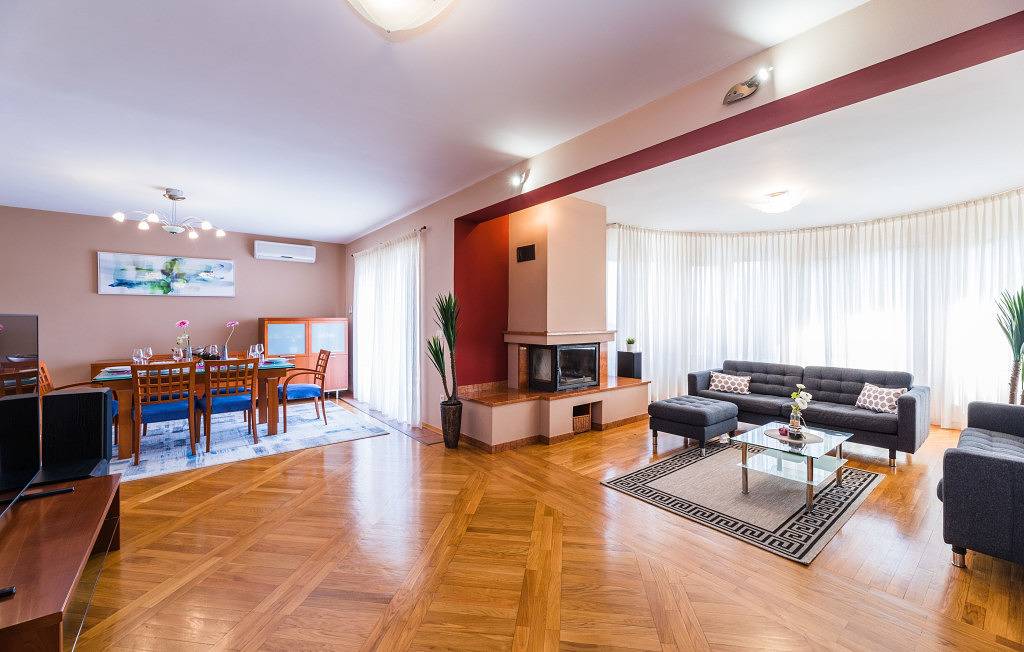 Villa Novi by Villas Guide in Novi Vinodolski, Primorje-Gorski Kotar