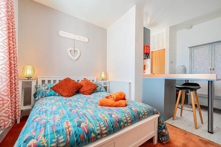 Holiday letting for 2 people, with Ocean view in Blackpool