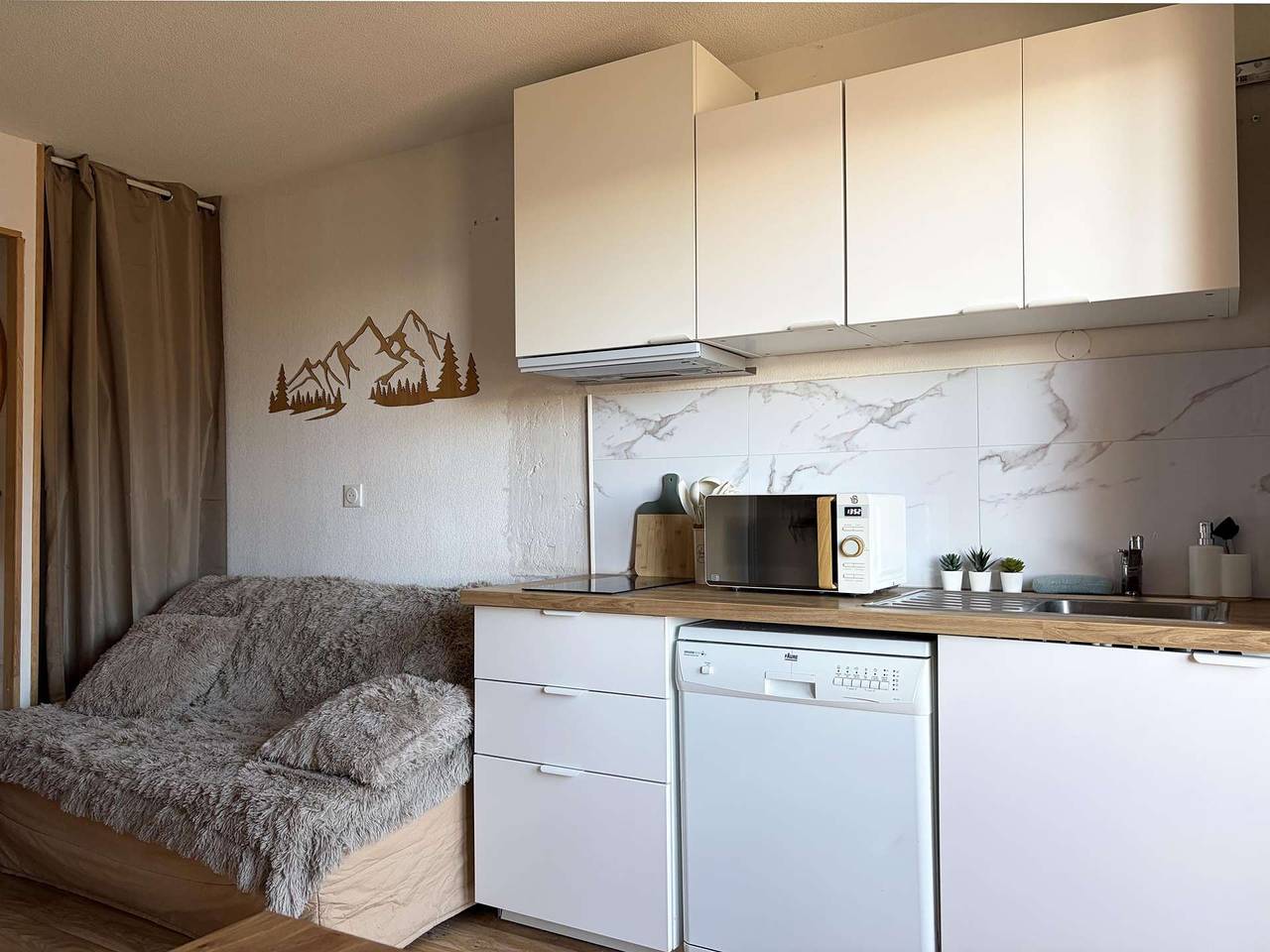 Appartement de vacances entier, Résidence le Bois Méan 2 pièces 4 personnes entièrement rénové in Les Orres, Parc national des Écrins