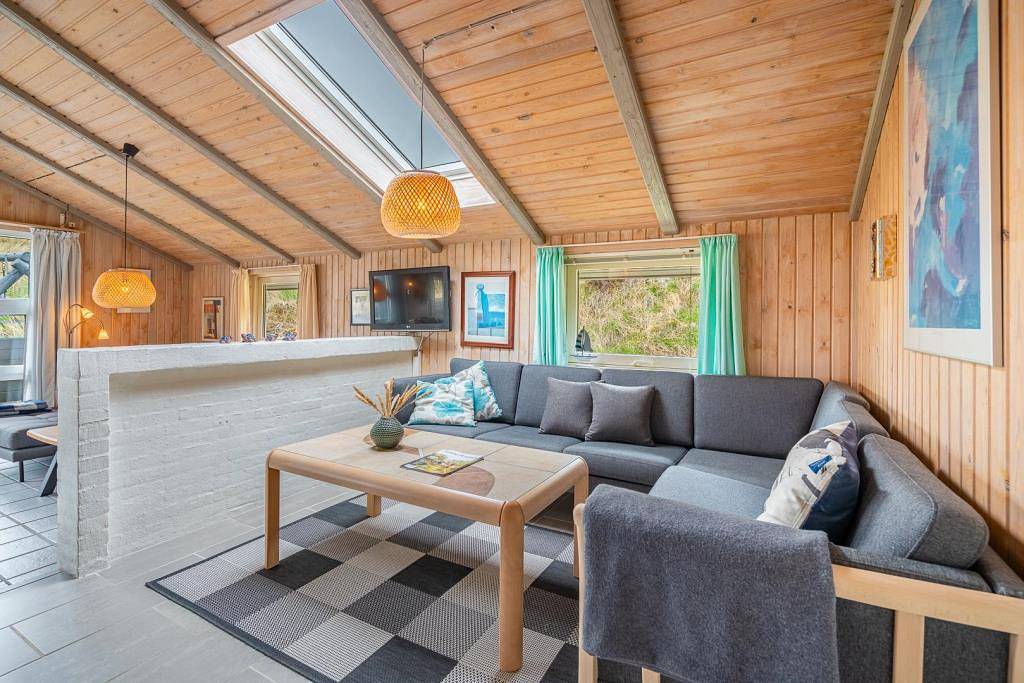 Gemütliches, höher gelegenes Ferienhaus mit toller Aussicht und Hund erlaubt in Henne, Filsø See