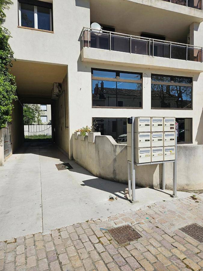 Appartement entier, Appartement résidentiel entre Provence et Alpilles in Saint-Martin-de-Crau, Côte méditerranéenne (France)