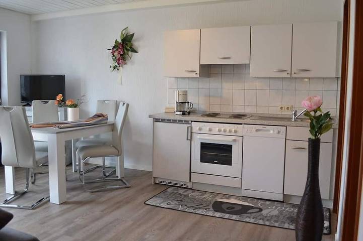Bed and Breakfast für 3 Personen, mit Garten und Sauna in Leiwen