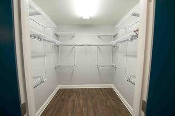 Vacation Home for 8 Guests in New Orleans, Lake Pontchartrain, Picture 1