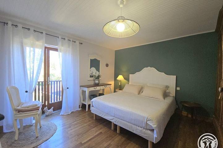 Gîte pour 4 personnes, avec jardin et terrasse à Blis-et-Born - 2