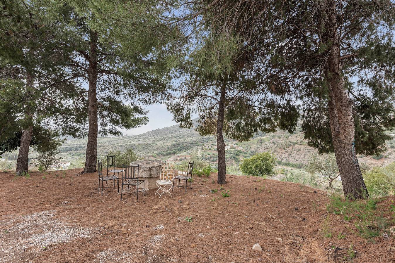 Casa de férias rural 'Finca Llano de Fe' com Wi-Fi, jardim e terraço in Puerto de la Torre, Malaga