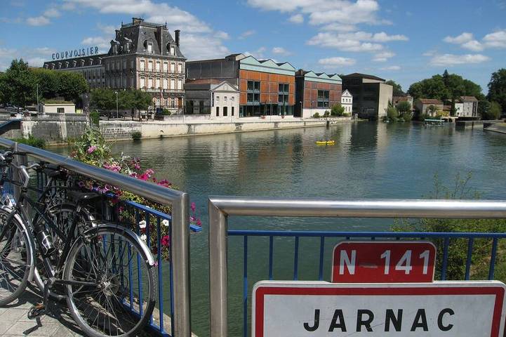Gîte pour 6 personnes, avec piscine et jardin à Gibourne - 2