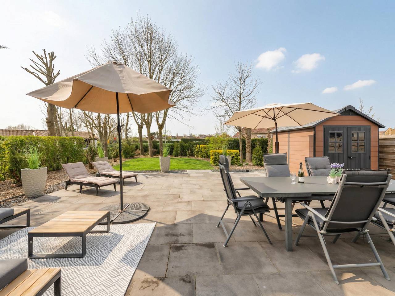 Maison de luxe avec jardin et cabine de plage in Le Coq, Côte belge