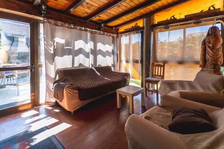 Ganze Wohnung, Ferienwohnung 'Valle De Juarros' mit privatem Pool, Garten und Wlan in San Adrián de Juarros, Burgos Provinz