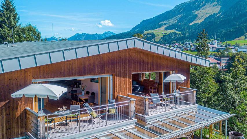 Gîte pour 8 personnes, avec balcon à Riezlern - 4