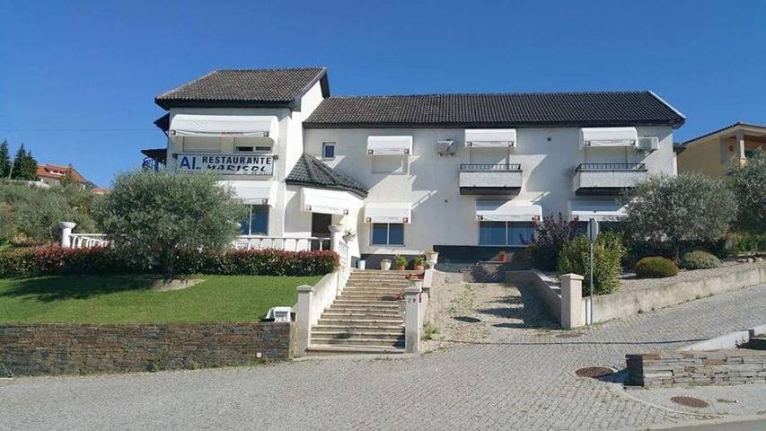 Hôtel pour 4 personnes, avec jardin et vue dans Macedo de Cavaleiros