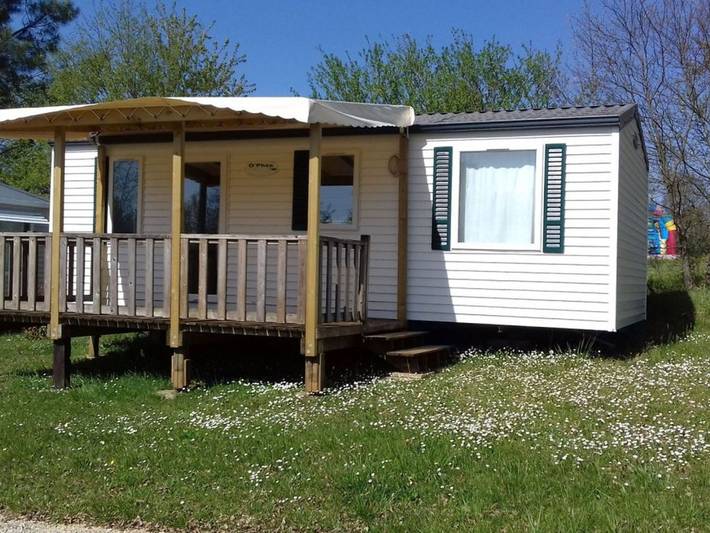 Mobil home pour 6 personnes, avec piscine, animaux acceptés à La Chapelle-Aubareil - 3