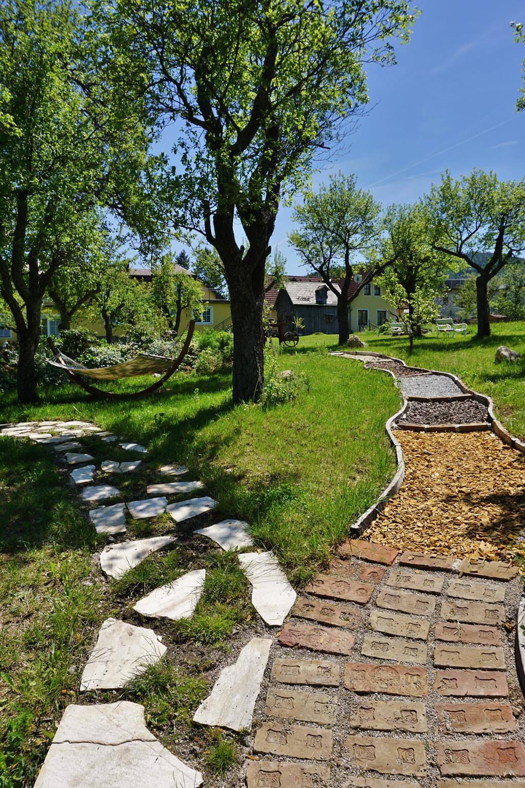 Gasthof Pension Schmirl - Exklusiv Doppelzimmer mit Balkon in Puchberg am Schneeberg, Wiener Alpen in Niederösterreich Region