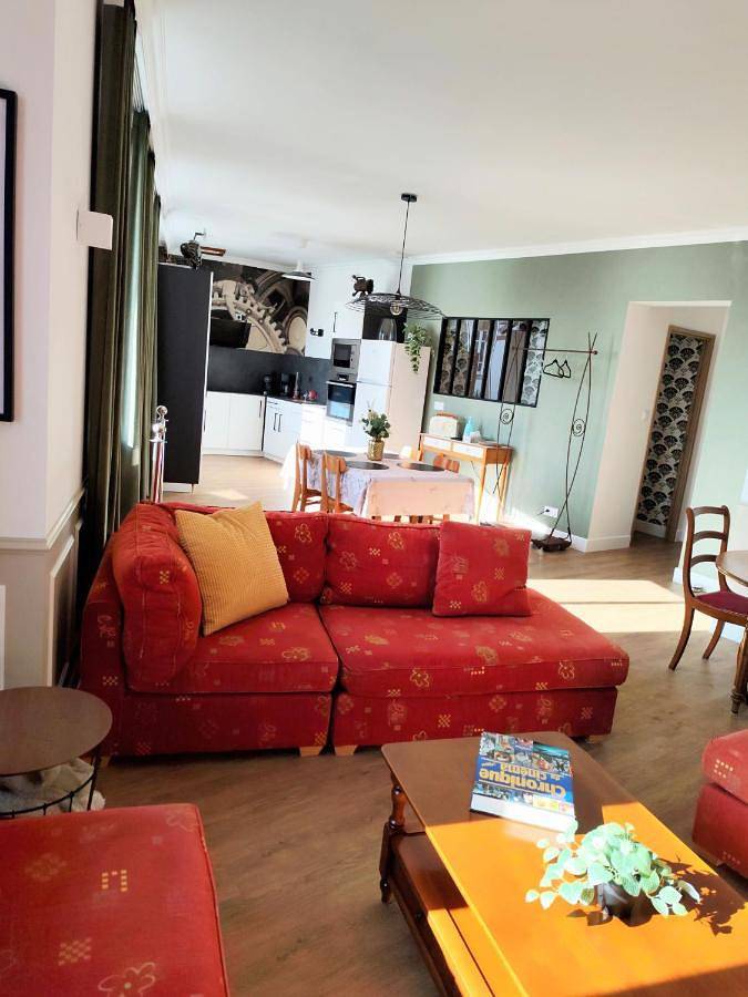 Appartement entier, Two-Bedroom Apartment in Guer, Région de Vannes
