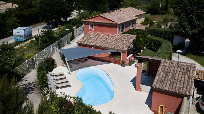 Maison de campagne pour 6 personnes, avec jardin et vue sur le lac, adapté aux familles