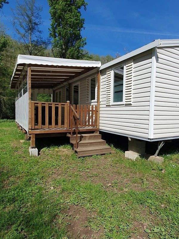 Mobil home pour 6 personnes, avec Piscine à Le Change