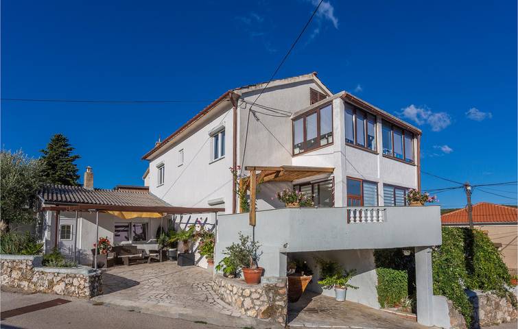 Ferienwohnung für 5 Personen, mit Terrasse in Vrbnik