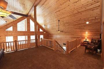 Log Cabin for 12 Guests in Island Park, Fremont County (ID), Picture 1
