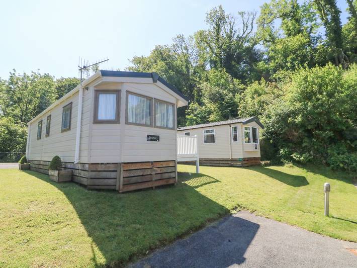 Caravan for 4 people, with garden, with pets in Devon