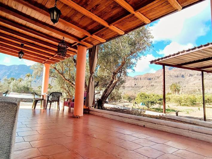 Casa de familia para 2 personas, con Terraza además de Jardín y Vistas en Santa Lucía de Tirajana - 2