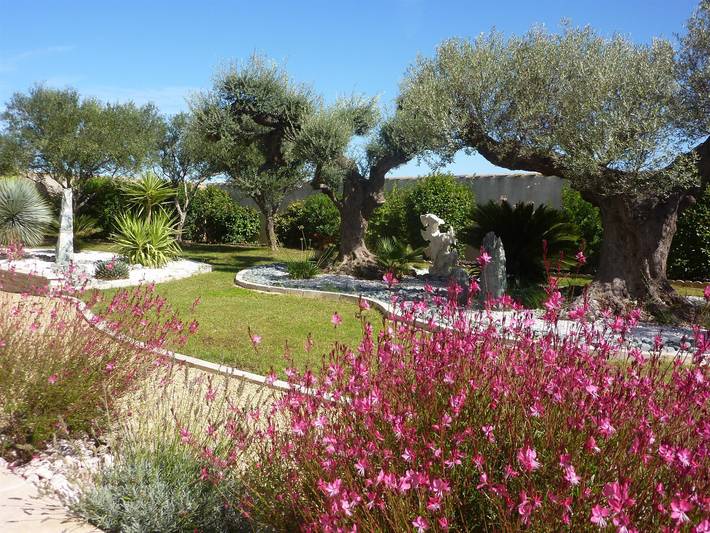 La Croix de Roland in Cournonterral, Costa mediterránea (Francia)