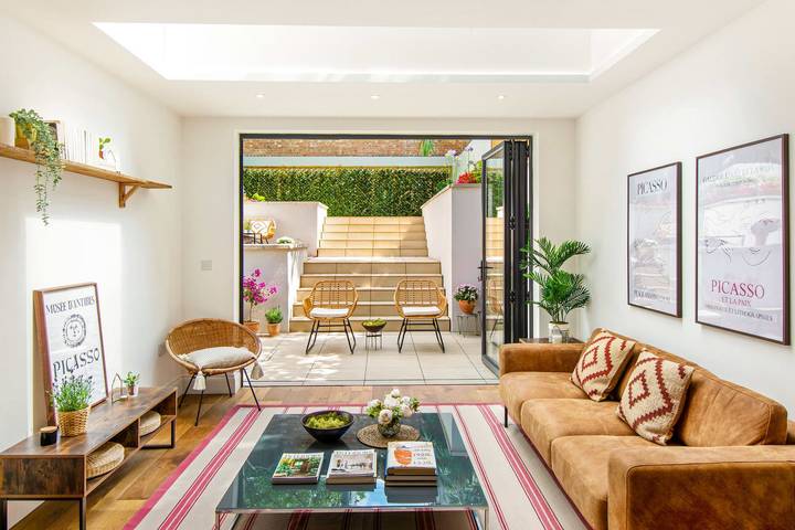 Apartment for 6 people, with balcony and garden, child-friendly in Hackney