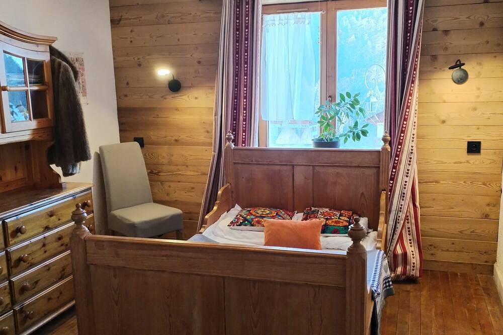 Appartement entier, Spacious 4-bedroom apartment in quiet village between Châtel Morzine & Lac Leman in Bonnevaux, Région de Thonon-les-Bains