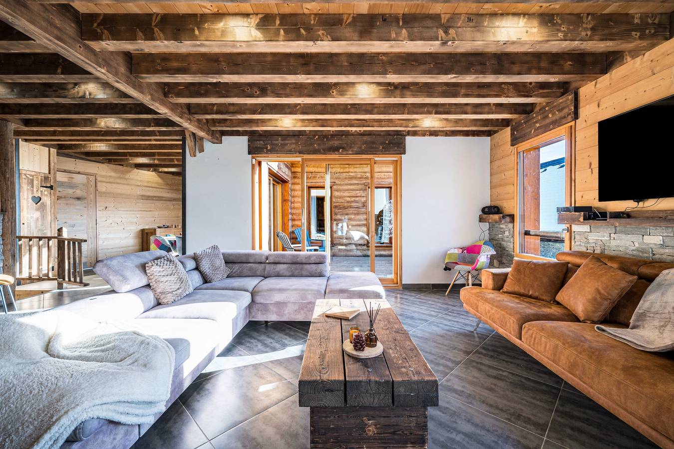 Chalet Liloo sous la neige „Saint Sorlin“ mit Bergblick, privater Terrasse und Wlan in Saint-Sorlin-d'Arves, Region Saint-Jean-de-Maurienne