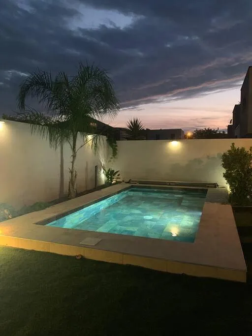 Chalet para 8 personas, con piscina y jardín - 1