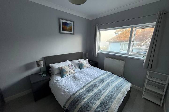 3-bed holiday cottage with spectacular sea views in Cardigan Bay