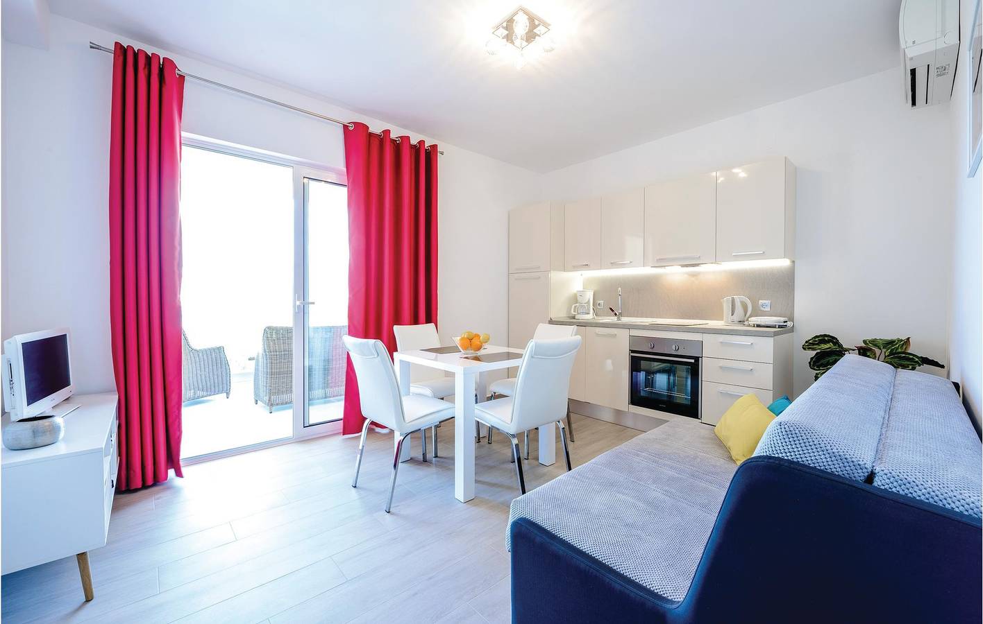 Hel ferielejlighed, Ferielejlighed for 2 personer med terrasse in Cavtat, Dubrovnik-Neretva