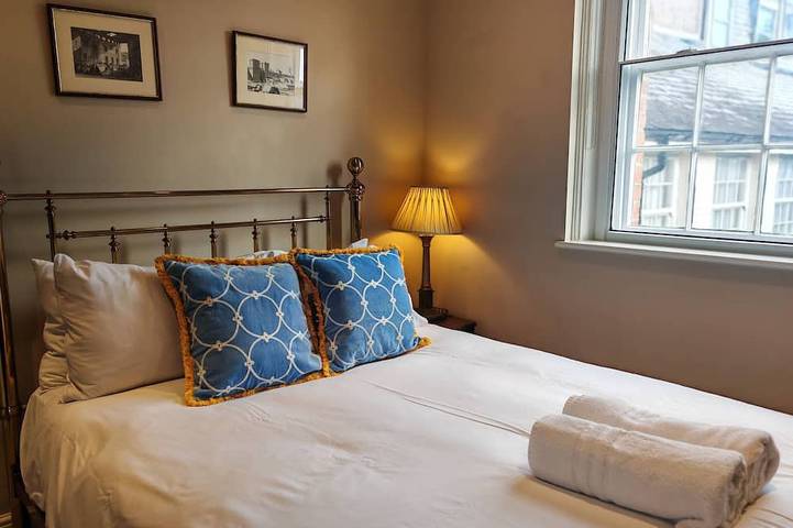Ganze Wohnung, Historic Winchester Apartment in Winchester, South-Downs