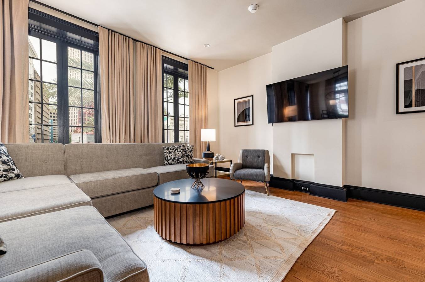 Apartamento entero, 3Br City Views: Walk to French Quarter | The Mayfair in Storyville (New Orleans), New Orleans