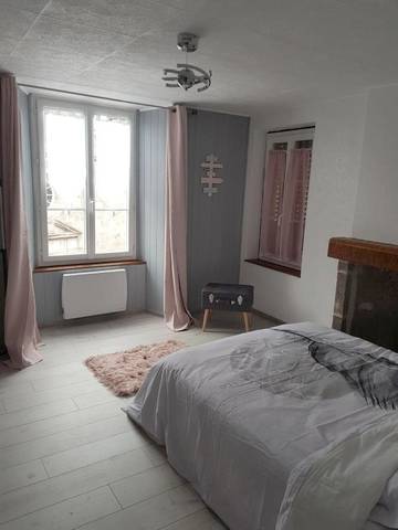 Gîte pour 7 personnes dans Office De Tourisme Du Pays De Murat Sud Auvergne